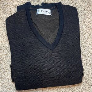 St. Croix Men's Black V-Neck Sweater